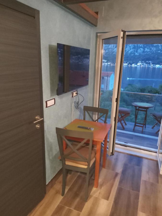 Apartments With Sea View In Prcanj Kotor Chambre photo